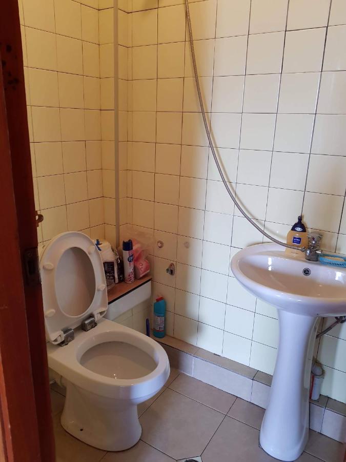 Hostel Levan Tbilisi Exteriör bild